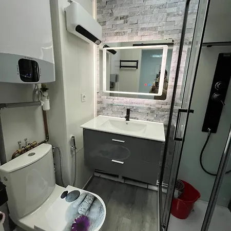 T2 Cosy A Gruissan Piscine, Clim Wifi Parking * Gruissan