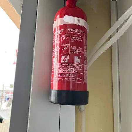 Rdc Avec Piscine Wifi Parking Clim * Gruissan