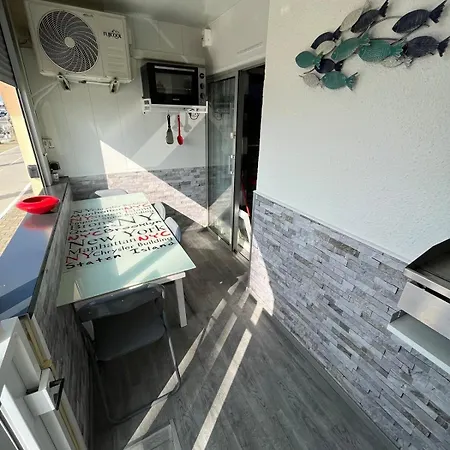 Rdc Avec Piscine Wifi Parking Clim Apartment *