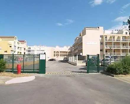 Rdc Avec Piscine Wifi Parking Clim Apartment Gruissan
