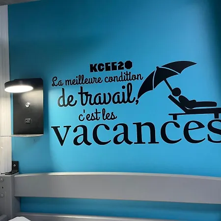 Rdc Avec Piscine Wifi Parking Clim Apartment Gruissan